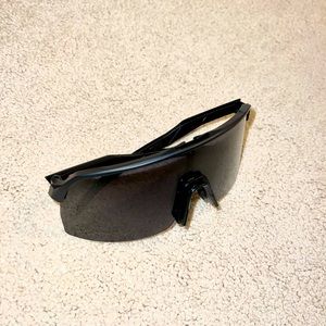 Oakley Sutro Lite Black + 3 Free Lenses (Black, Blue/Green, Transparent)